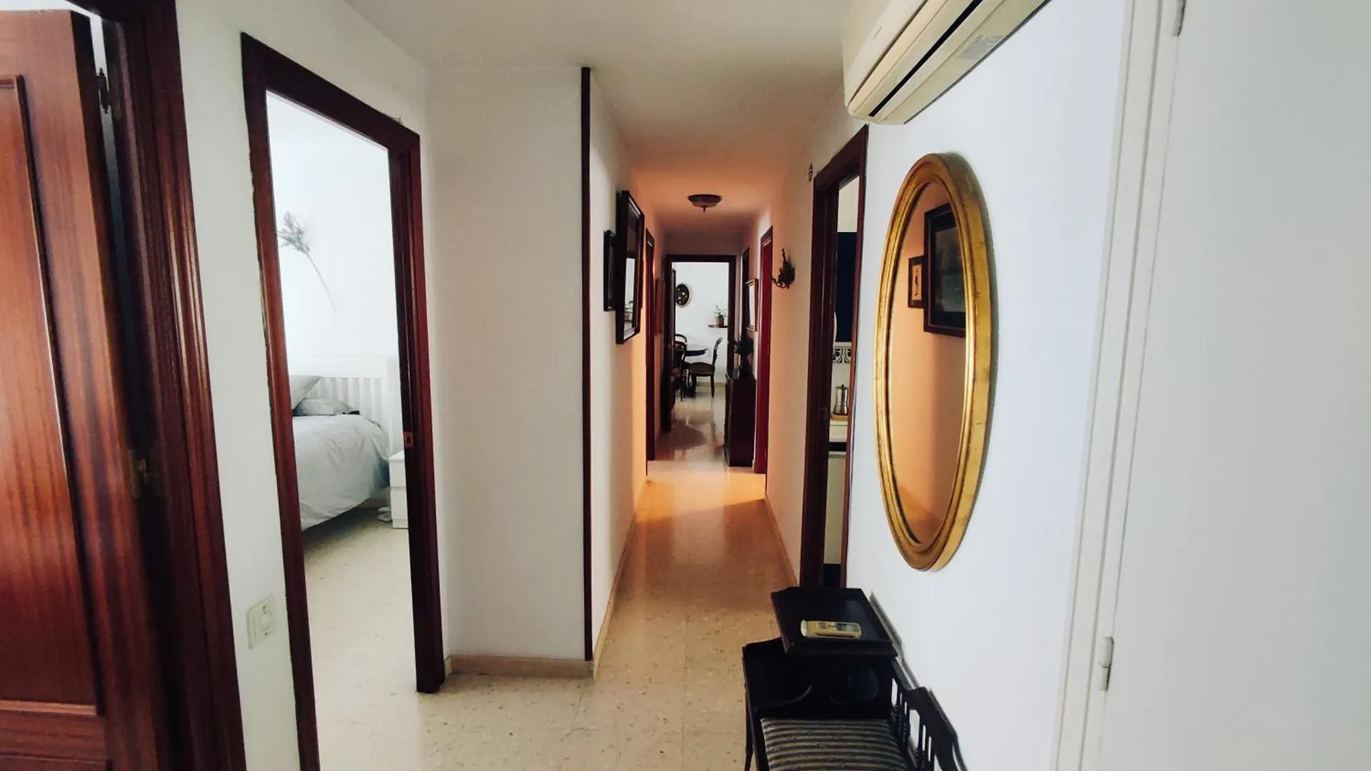 Casa Comodoro Cadiz 0*,