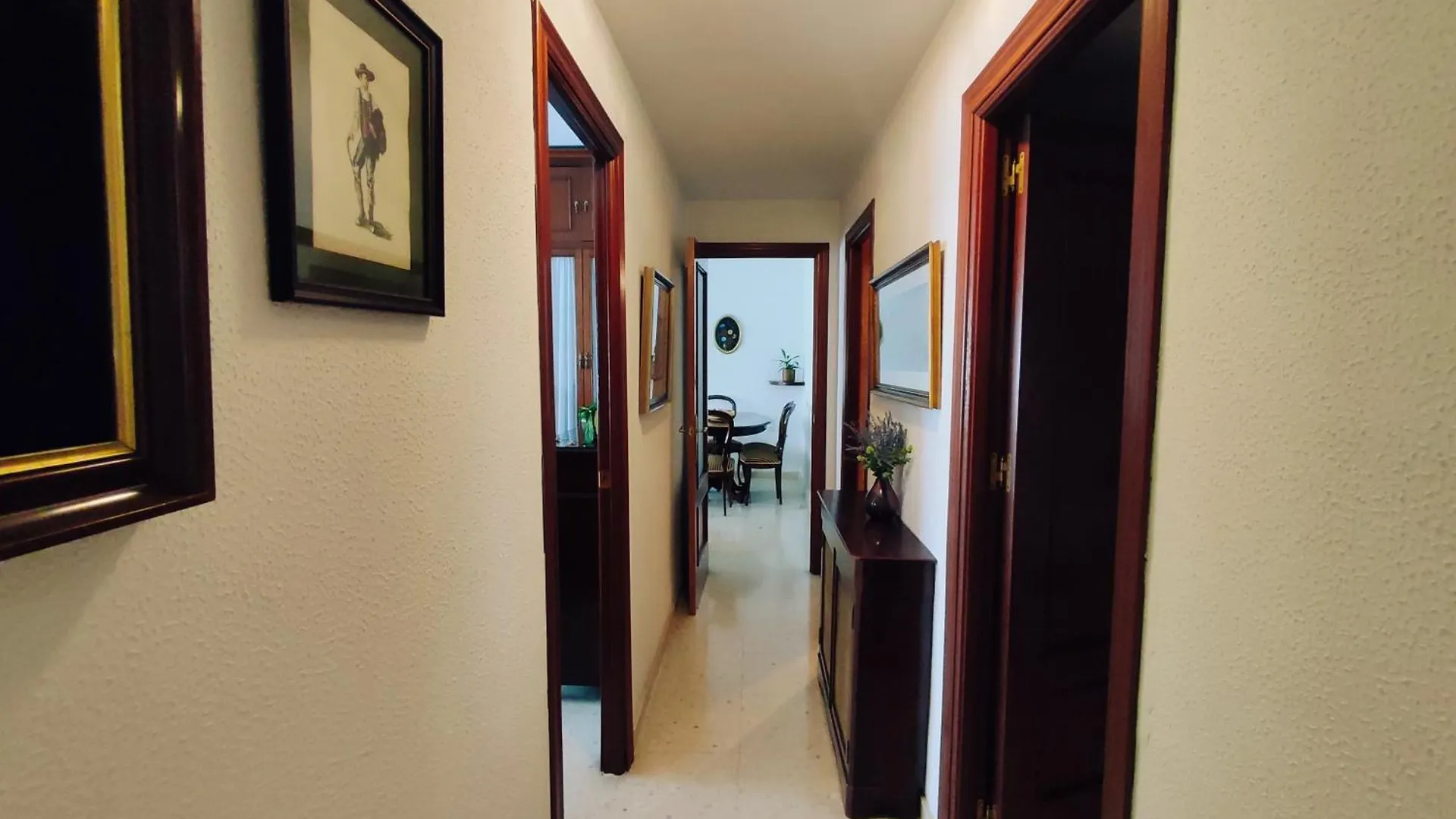 Casa Comodoro Cadiz 0*,